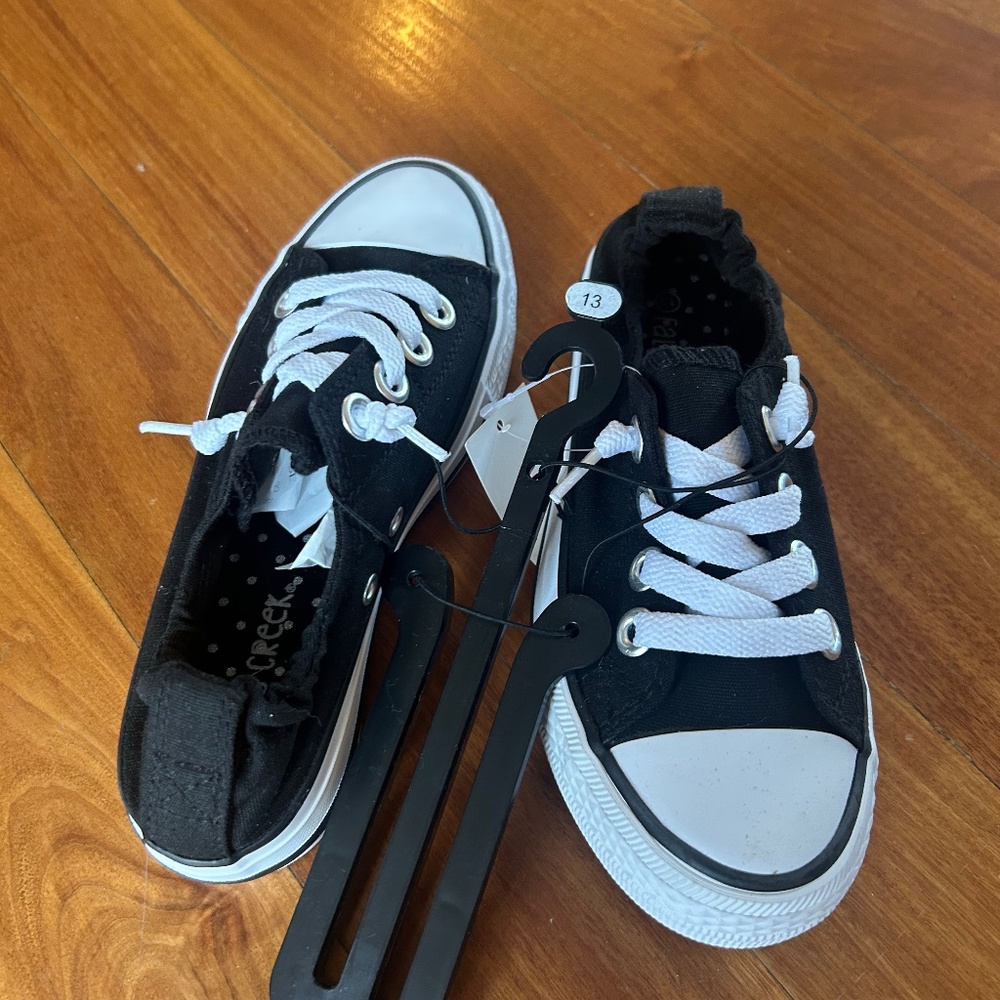 Kid sneakers